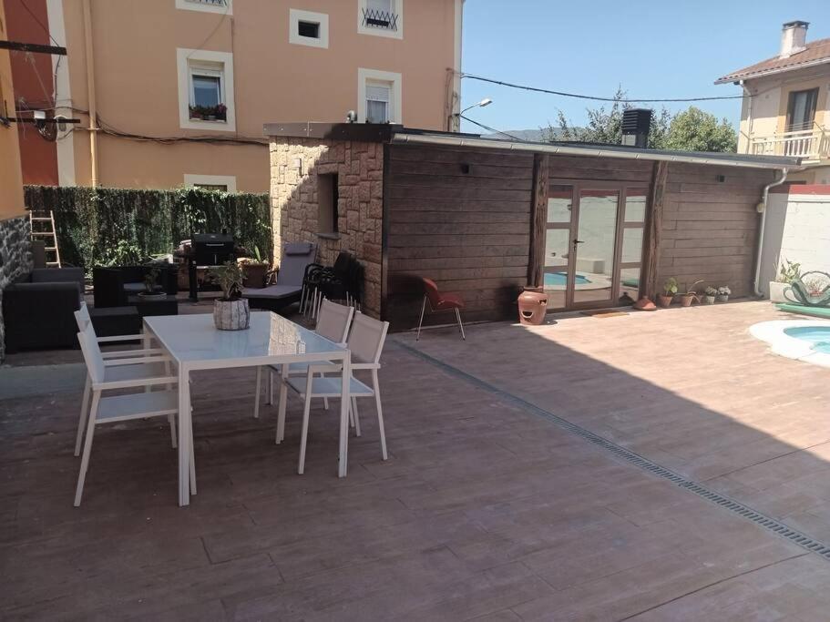 דירות אירון Preciosa Casa Bi-Familiar Al Lado De Donosti. מראה חיצוני תמונה
